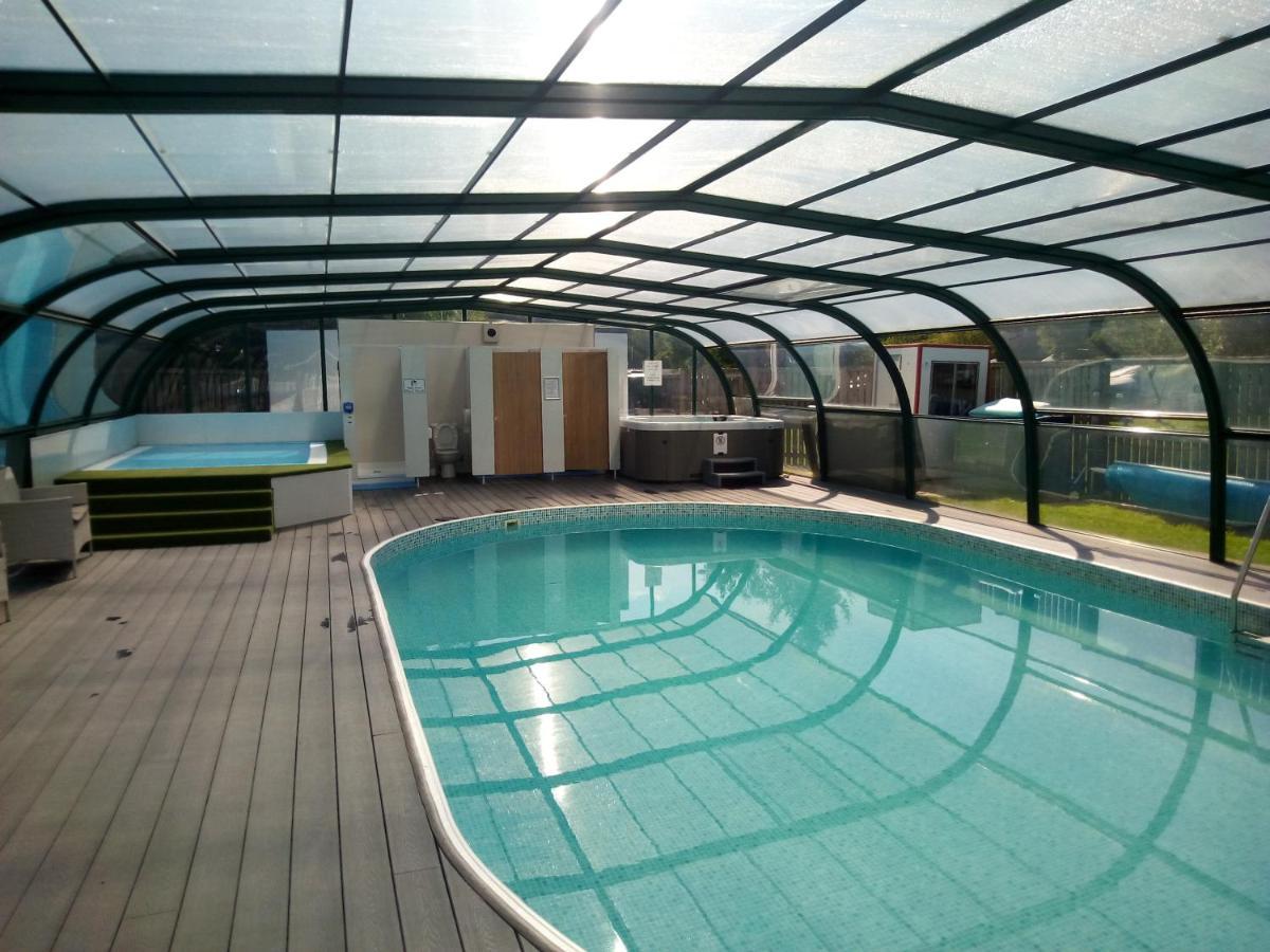 Campsie Glen Holiday Park Fintry Екстериор снимка