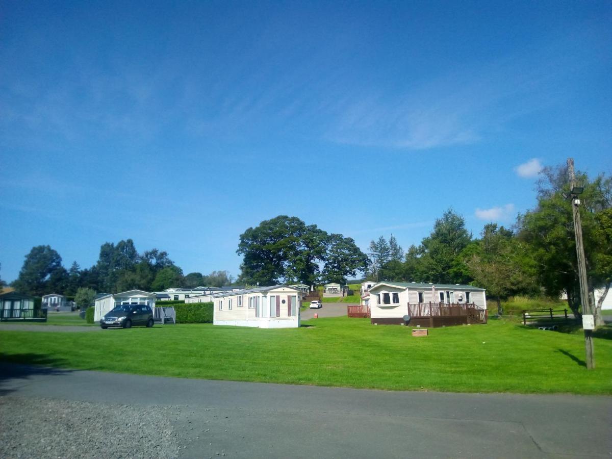 Campsie Glen Holiday Park Fintry Екстериор снимка