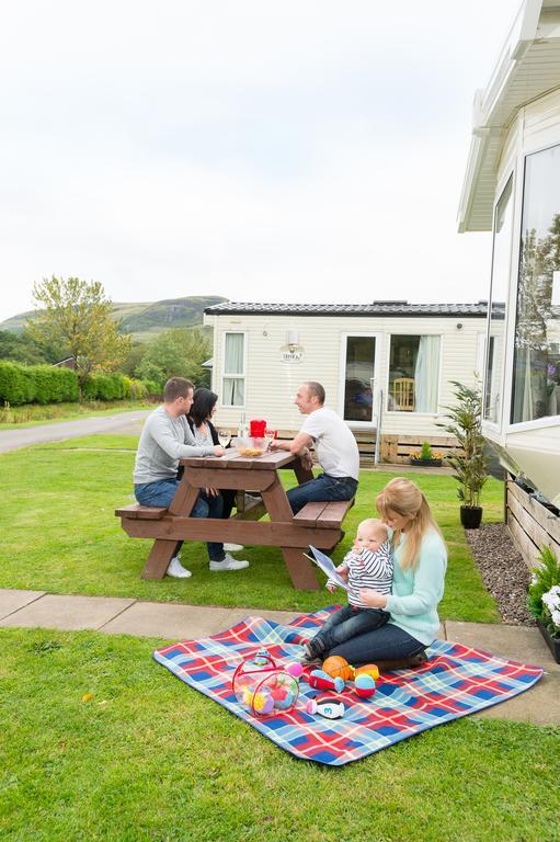 Campsie Glen Holiday Park Fintry Екстериор снимка