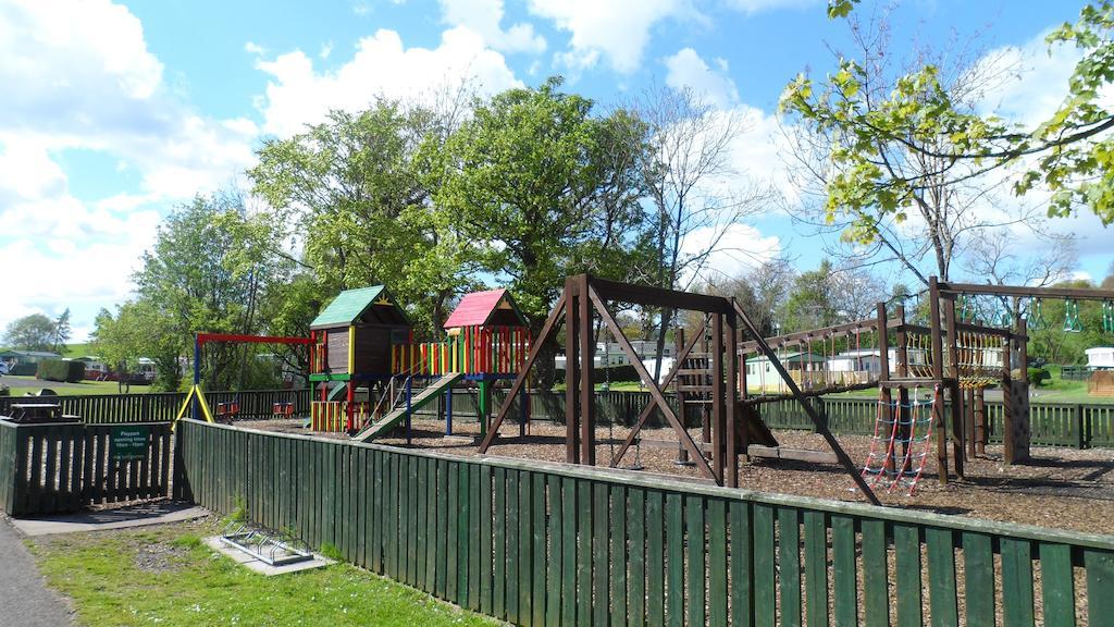 Campsie Glen Holiday Park Fintry Екстериор снимка