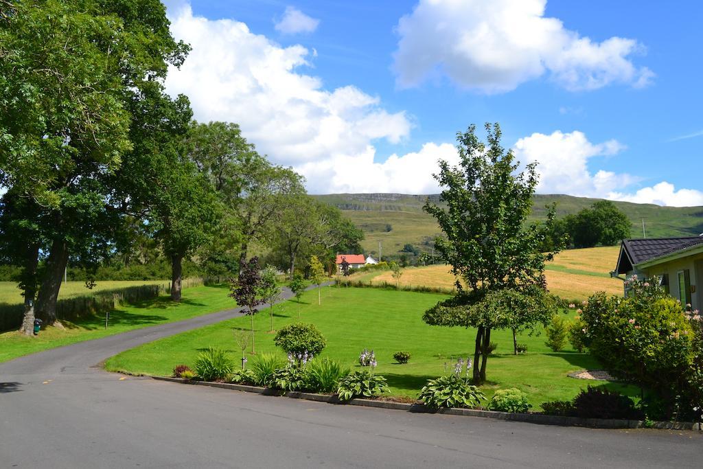Campsie Glen Holiday Park Fintry Екстериор снимка